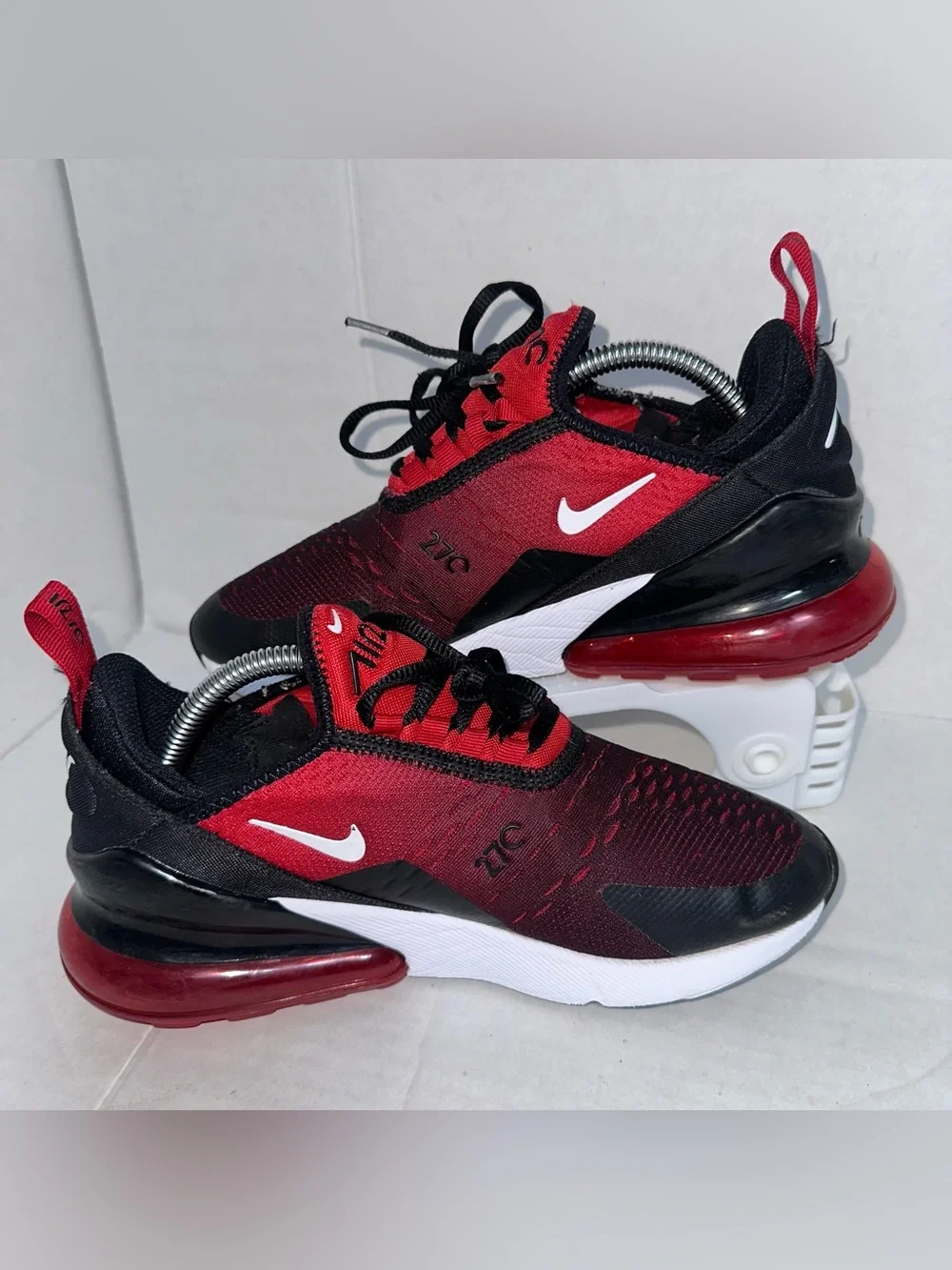Nike Air Max 270 Running Shoes Gym Red 943345-603 /Womens Size 4.5Y